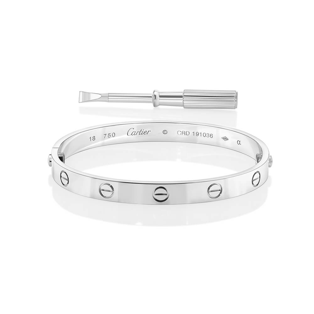 Iconic love bracelet