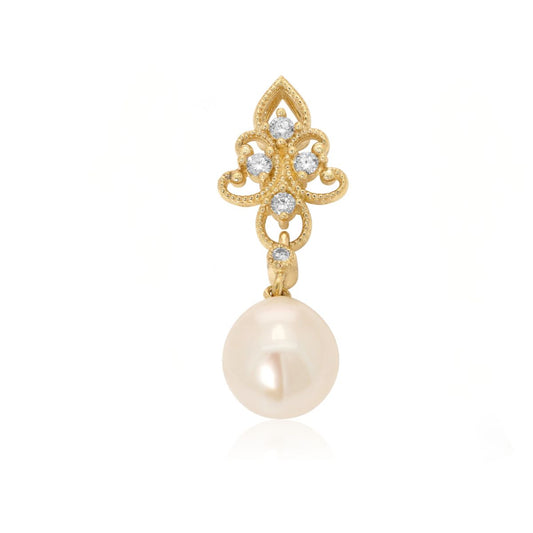 Akoya pearl & diamonds pendant