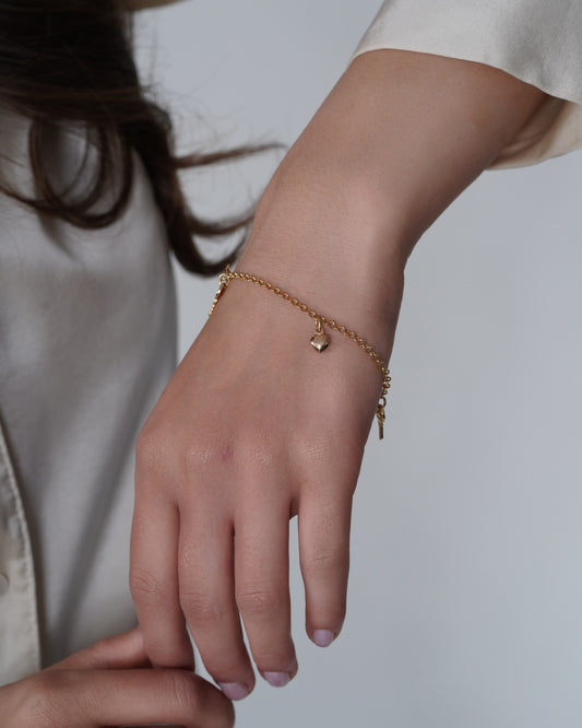 Tri Tone charm bracelet Key & Heart